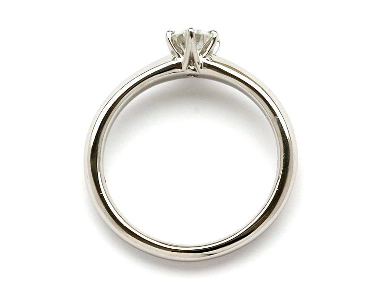 立て爪婚約指輪のプラチナ台を普段使いできるシンプルな指輪へ