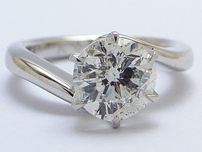母の1.5ctダイヤで婚約指輪