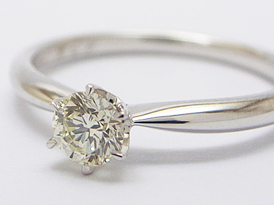 お母様の思い出を使った婚約指輪