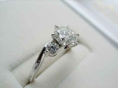 1.0ct�̃_�C���̃G���Q�[�W�����O