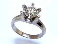 ２５周年で婚約指輪をリフォーム