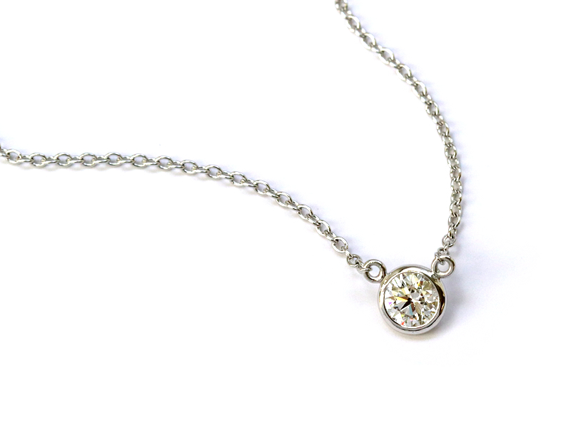 リングをプラチナのガードル巻きのネックレスにしたい