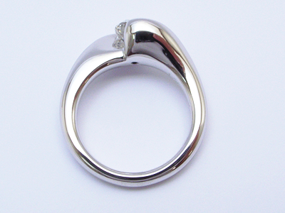 リニューアルする婚約指輪