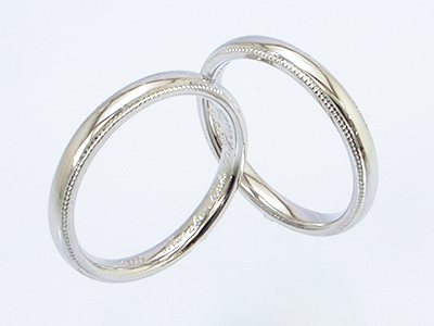 オリジナル文字刻印刻む結婚指輪