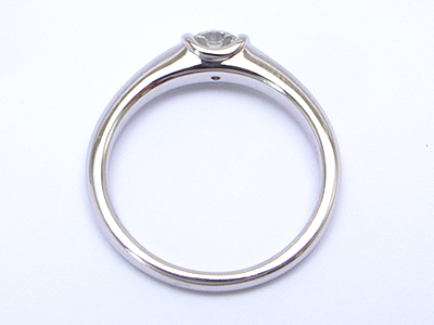 受け継ぐ宝石から作る婚約指輪