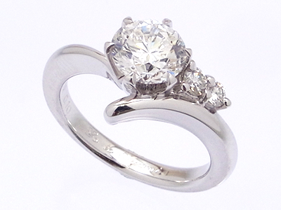 クリスマスイブに贈る婚約指輪